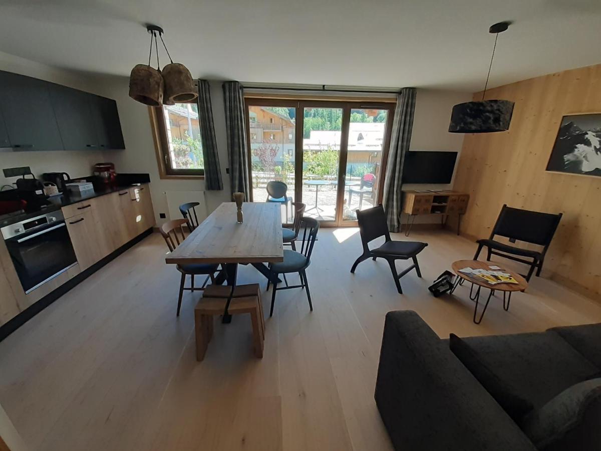 Superbe Appartement T3 4 Etoiles Terrasse Acces Spa Saint-Chaffrey Buitenkant foto